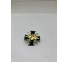 Значок мет. крест с мечами и орлом